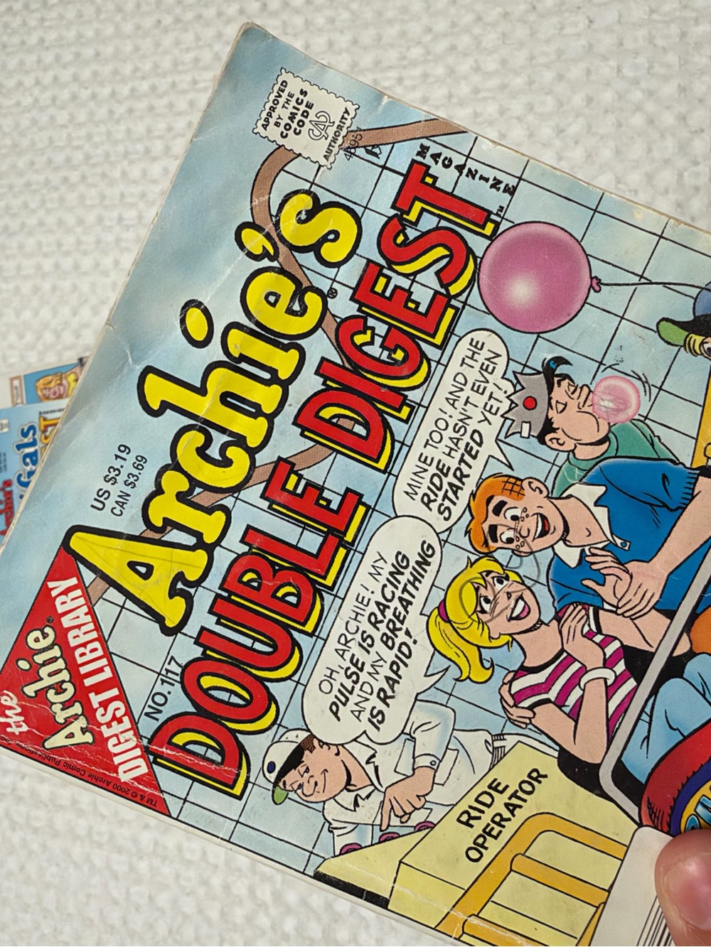 Three Archie Comic Books - Picture 6 of 6